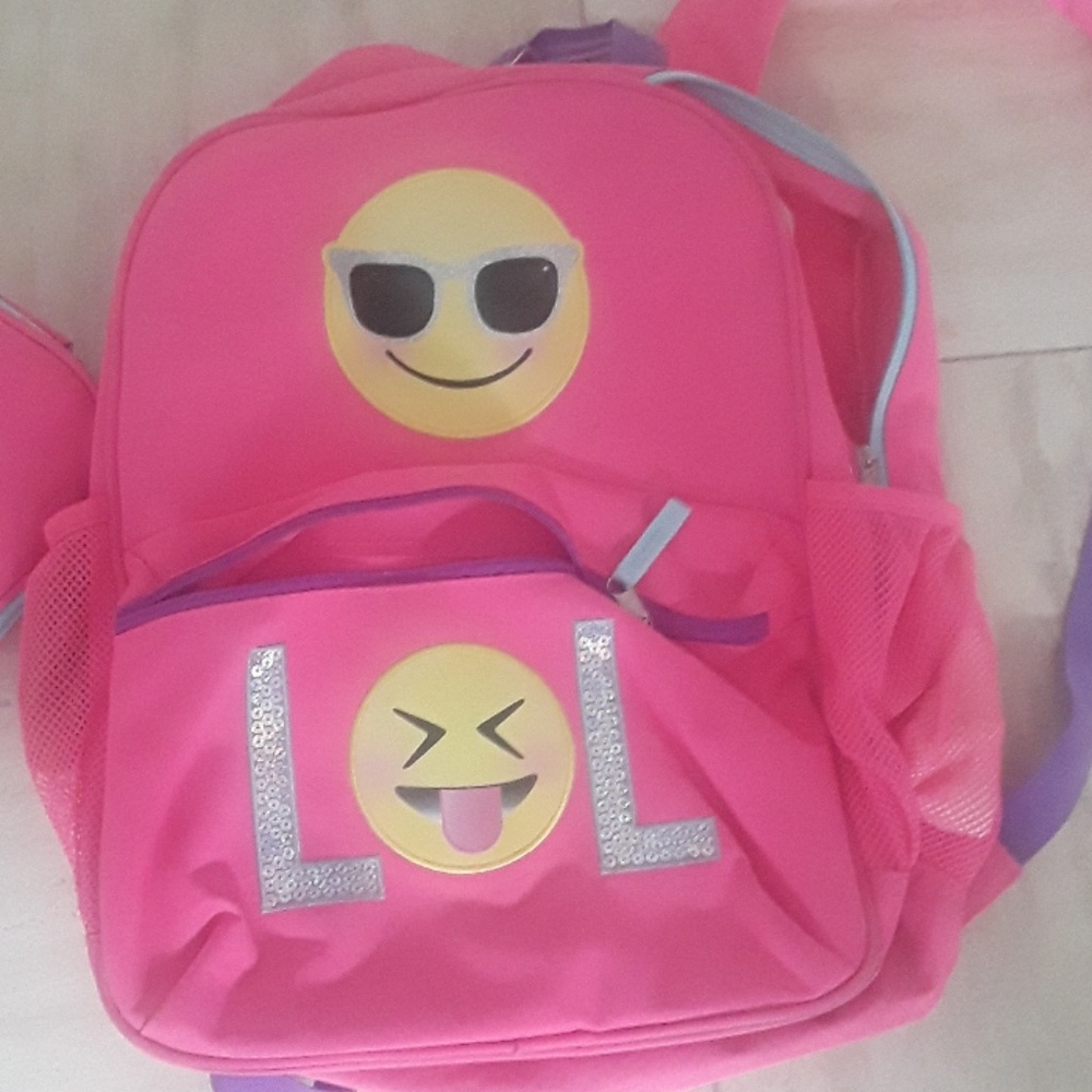 Lol backpack - Picture 3 of 3